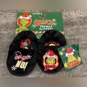 Grinch Pre-Walk Size 5 House Slippers.